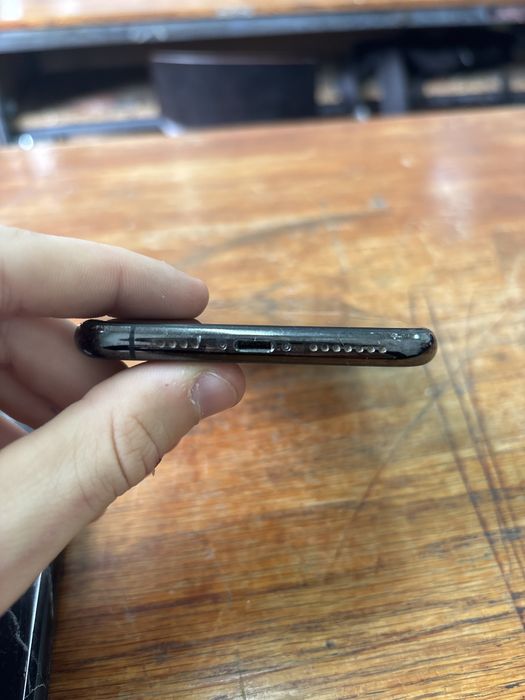 Iphone 11 pro max + husa