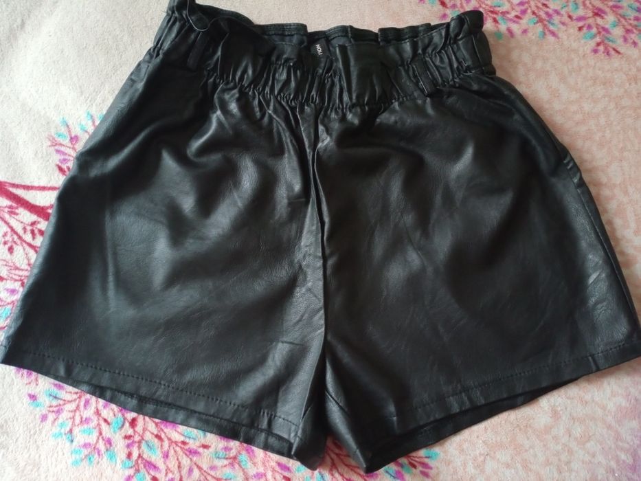 шорты классные экокожа