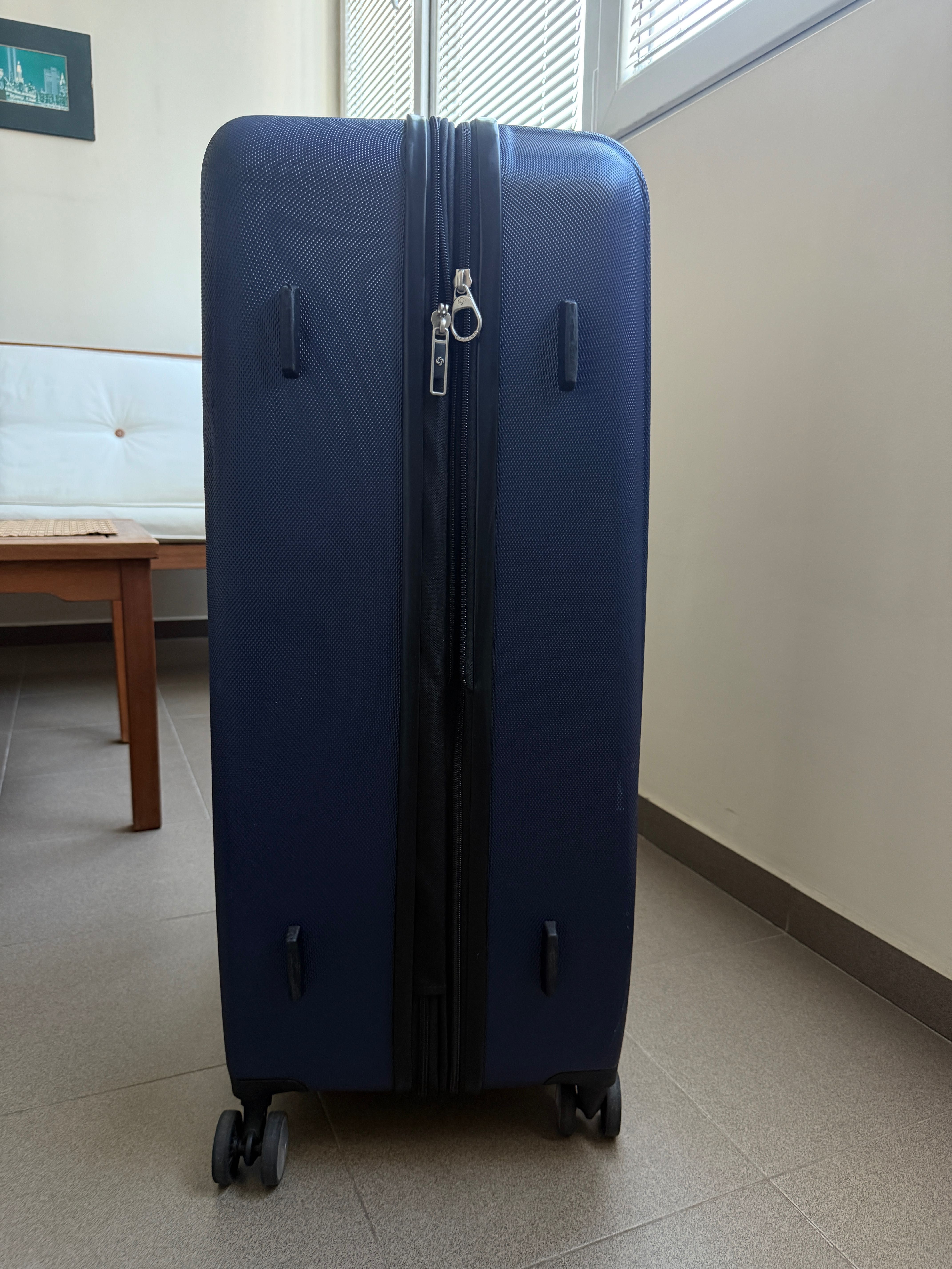 Голям куфар Samsonite (тъмно син)