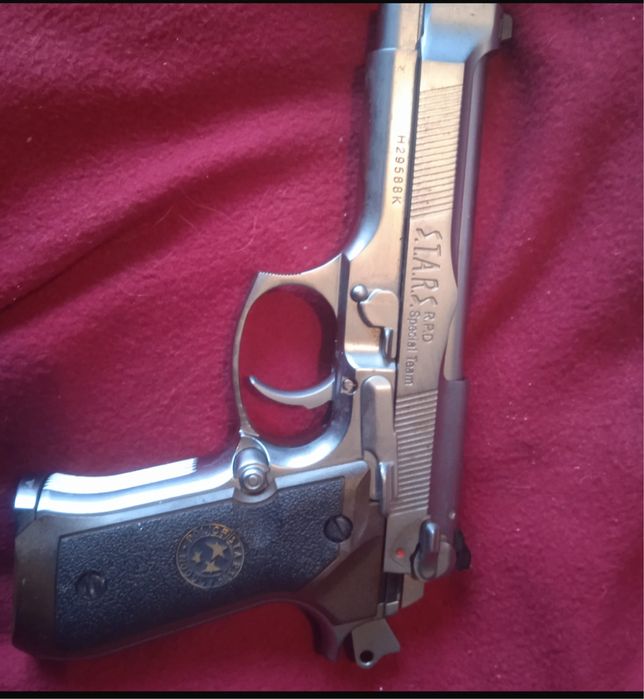 Pistol Beretta M92 full metal Crom Greengaz+ CO2