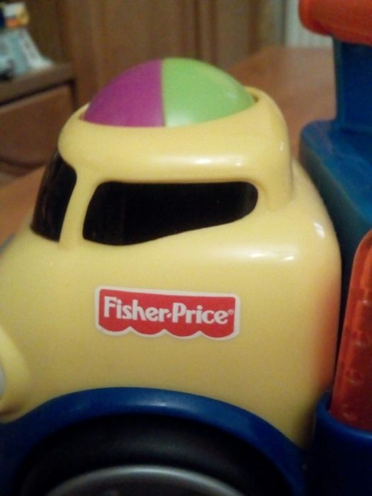 Vand masinuta de la Fisher price