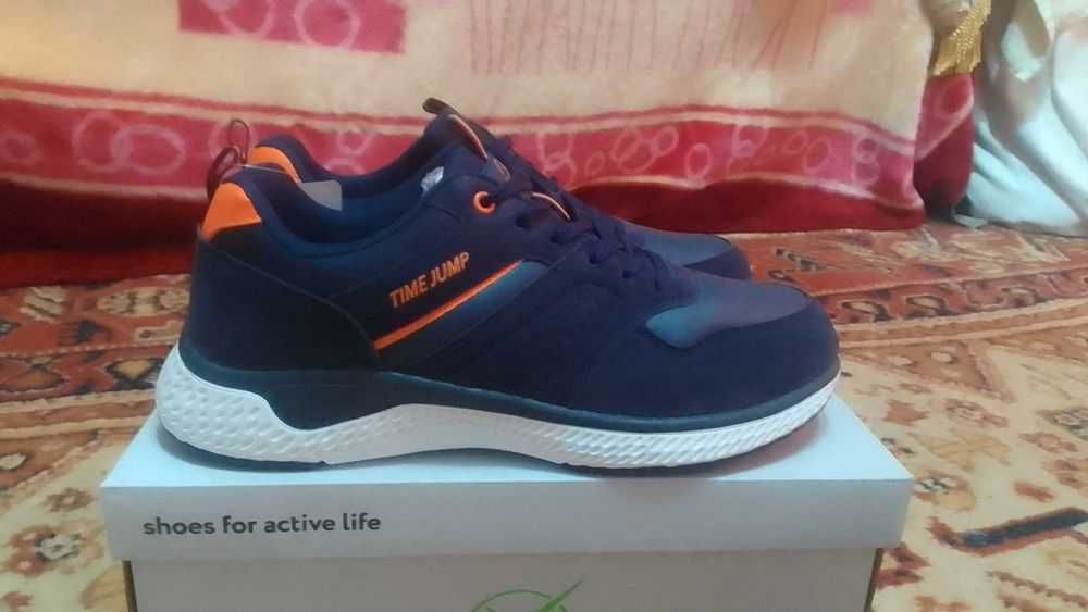 Продам мужскую обувь размер 44 демисезонную новую