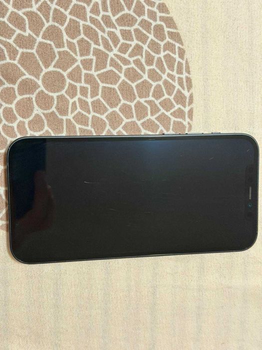 Vand iPhone 12 negru 64gb