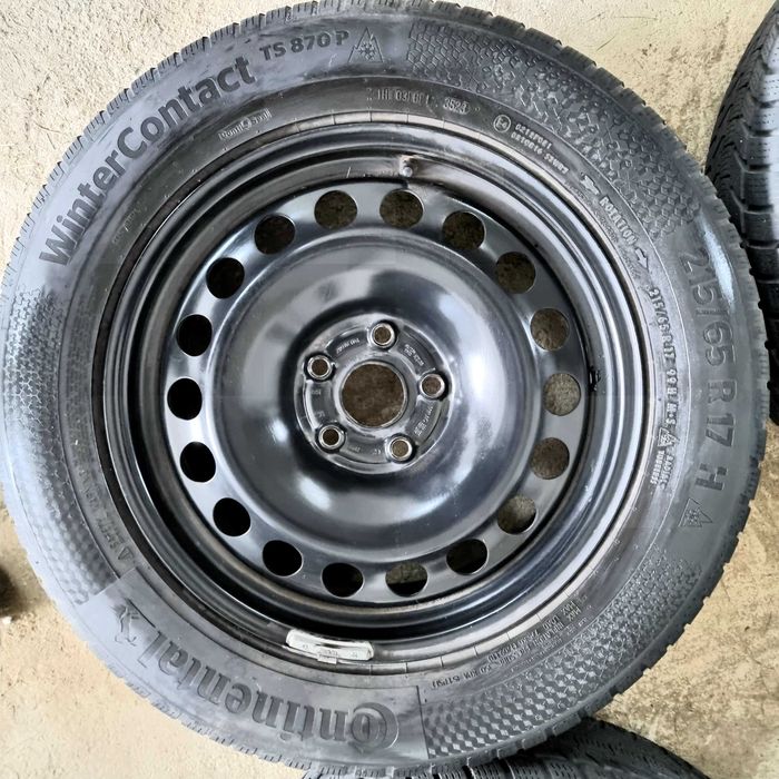 Jante cu anvelope de iarna 215 65 17