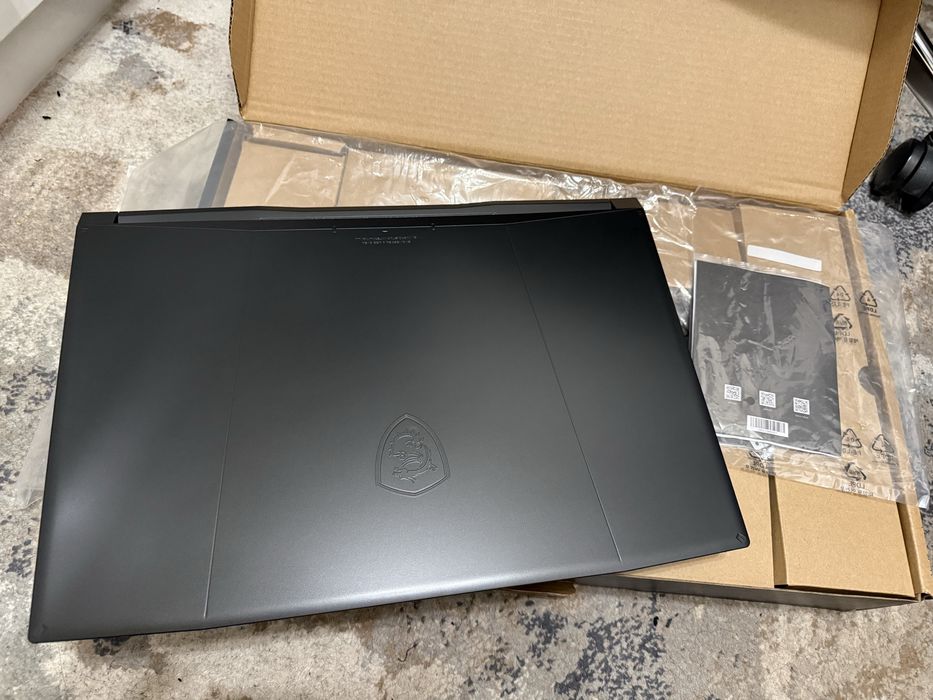 Срочно ! Msi sword 17 i7 RTX 4060 Oyin it graphica ofis