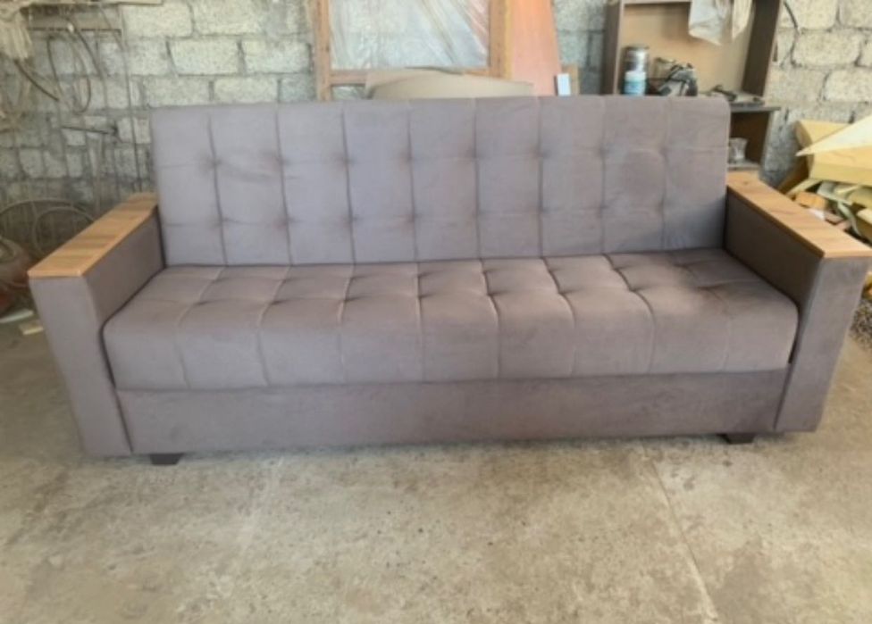 Продаётся новый диван книжка!