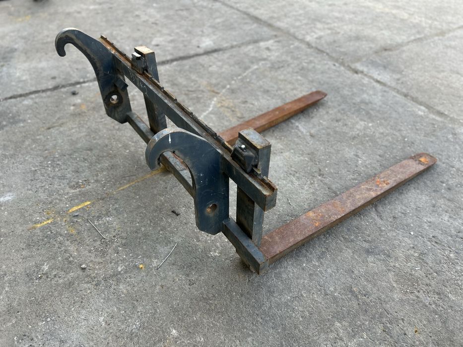 Furca cu lame pentru vola incarcator frontal