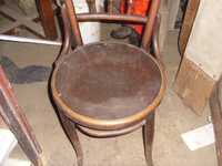 Set 2 scaune cu  masuta vechi Thonet