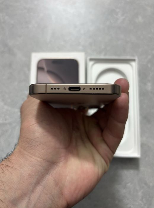 Iphone 16 Pro Desert