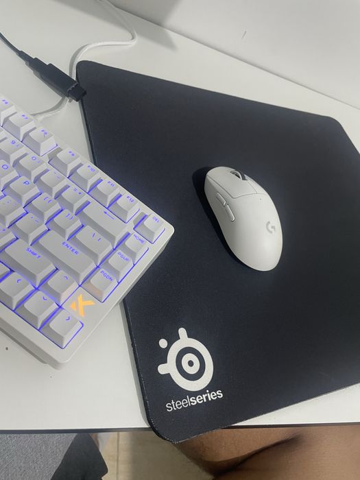 Logitech Superlitgh 2