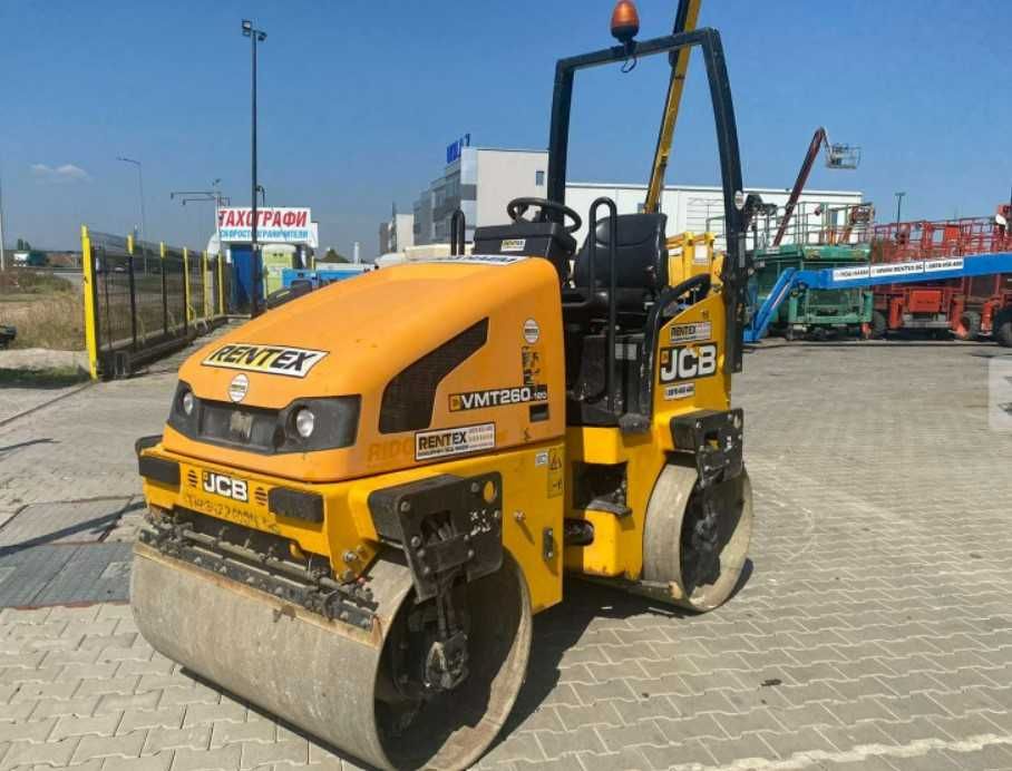 Валяк 3т JCB VMT260