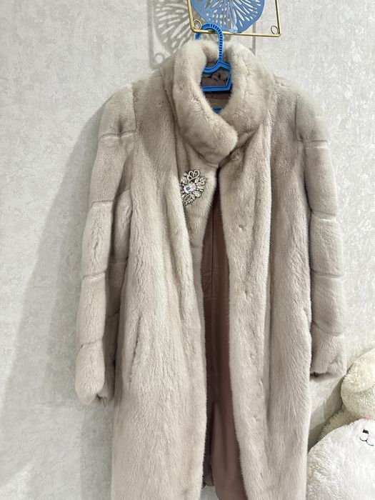 Продам норковую шубу