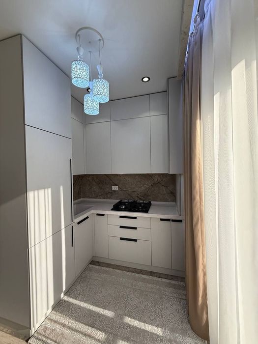 Срочно прадайутса квартера юунусабод 6 КВ амерканиски пасолистива