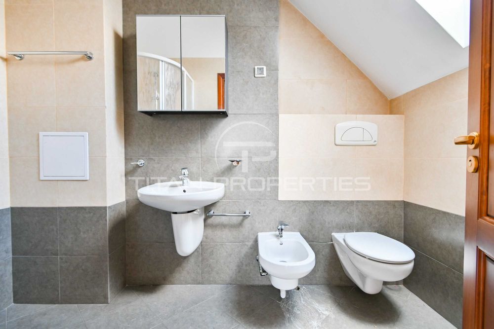 Продава се Тристаен апартамент в София, Витоша - 147 кв.м за 2041 €/кв.м - Снимка #4