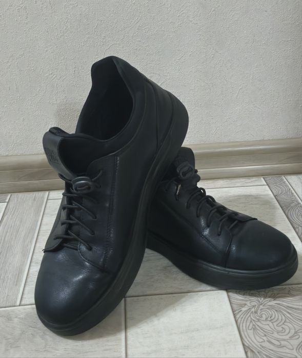 Продам туфли подростковые