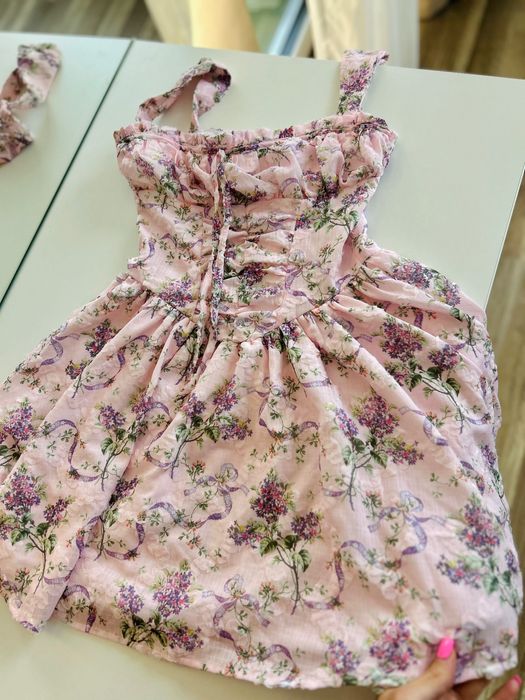 Рокля розова ,нова