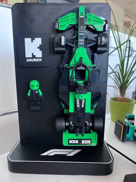 Стойка за дисплей F1 Speed Champions (с лого)