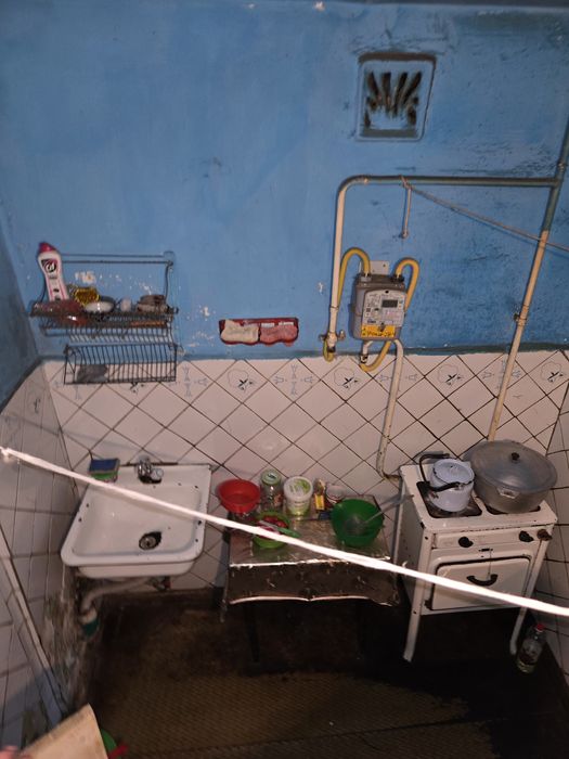 Uy sotiladi Eski alibobo