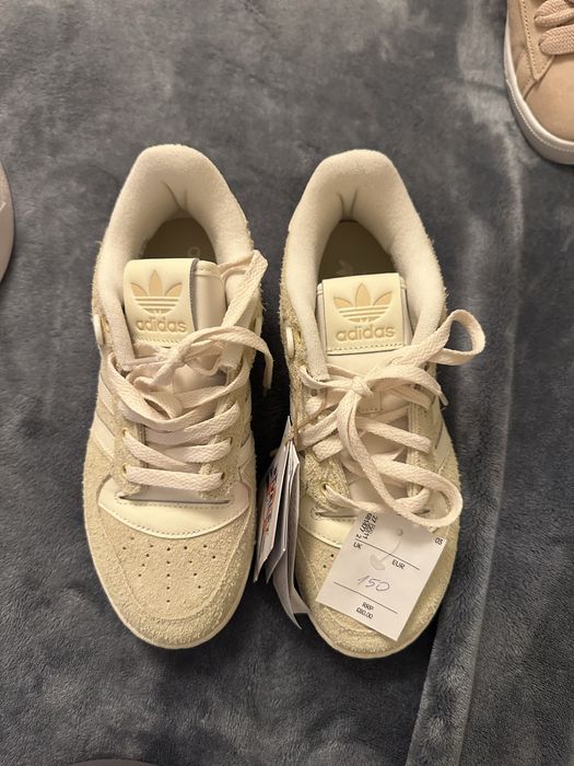 Маратонки на Puma и Adidas