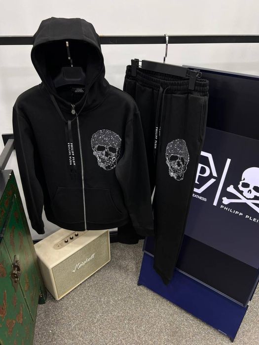 Мъжки екипи различни модели