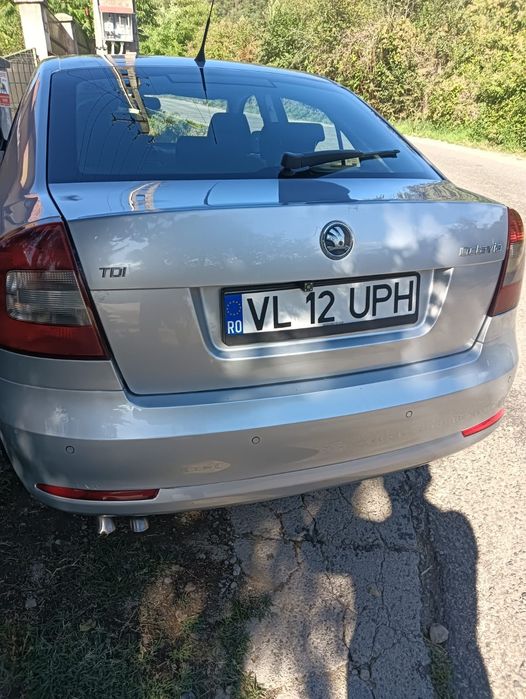 vând  SKODA Octavia 2 sau schimb
