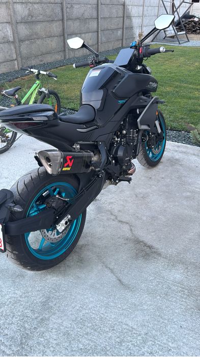CFMOTO 800NK Advanced Euro 5+ – Nouă 2025, 150km, Akrapovic omologat