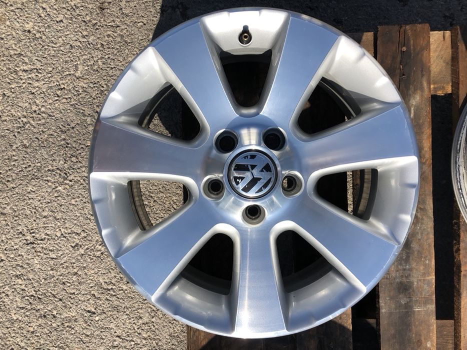 VW Tiguan Touran Golf Pasat Тигуан Тоуран Голф Пасат 16 цола