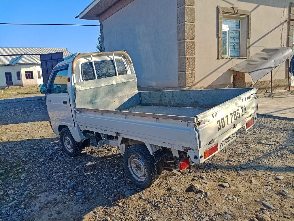 Labo kia bongo yuk tashish xizmati