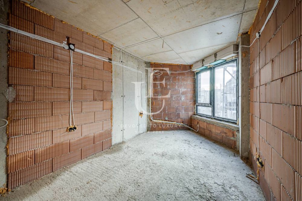 Продава се Тристаен апартамент в София, Витоша - 86 кв.м за 2070 €/кв.м - Снимка #4