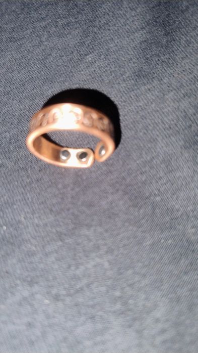 INEL de ARAMĂ , cu 4 MAGNETI și ZODII, NOU (nepurtat)