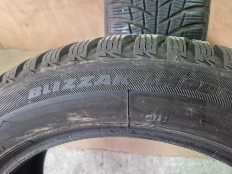 2 Bridgestone R17 205/55
зимни гуми DOT3718