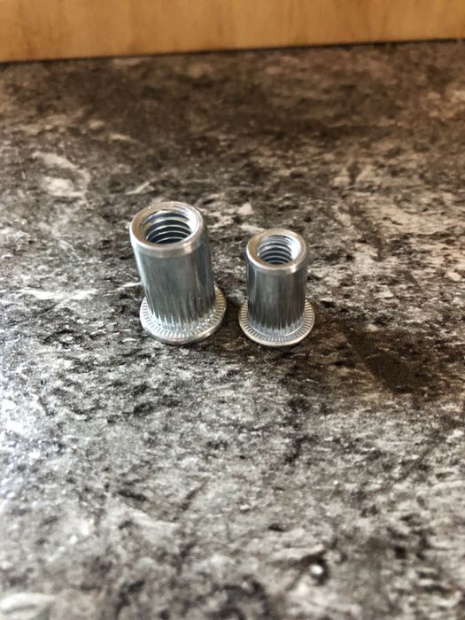 Продам гайки-клепки.