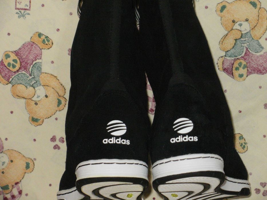ADIDAS детски оригинални боти 36