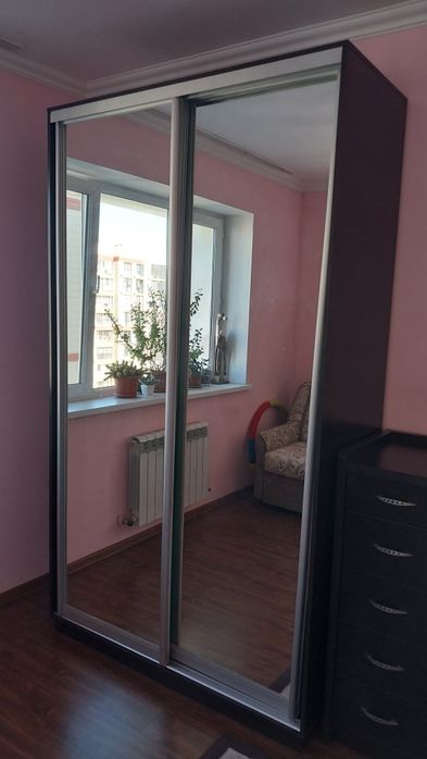 Продаётся отличный шкаф купе