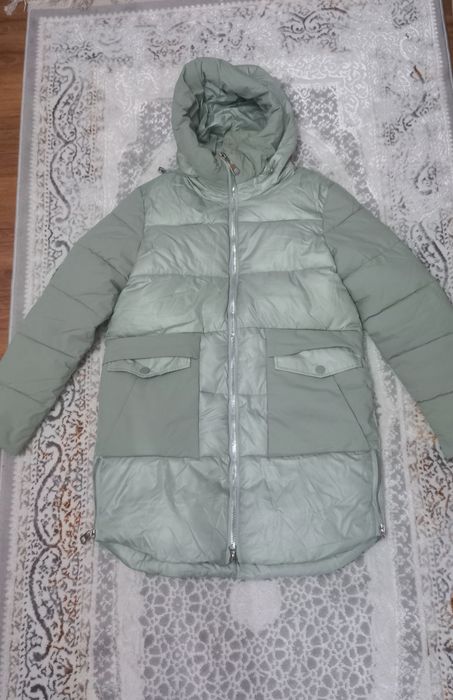 Продам демисезонную куртку