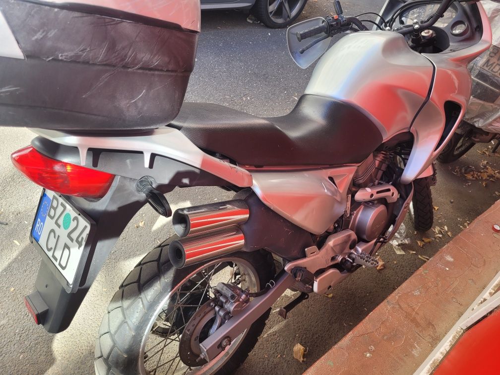 Honda transalp 650
