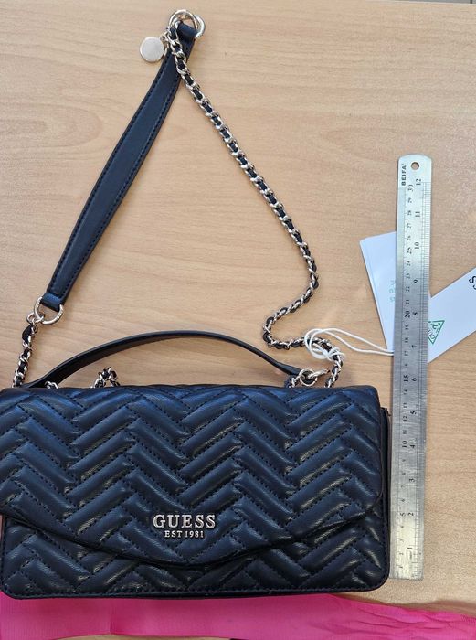 Оригинална чанта GUESS
