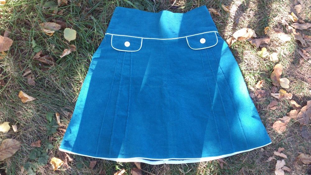 Дамска пола Peppermint- patty и парти ръкавици