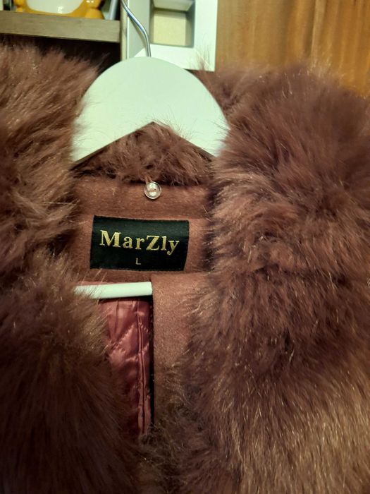 Palton nou purtat o singura data