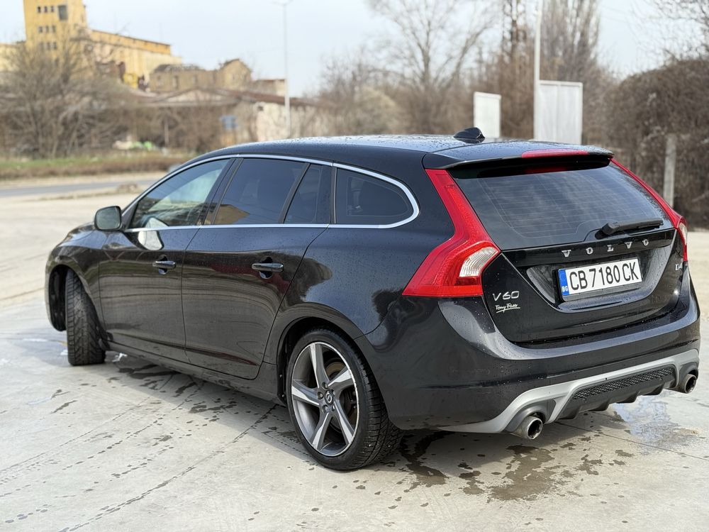 Volvo V60 R-Design