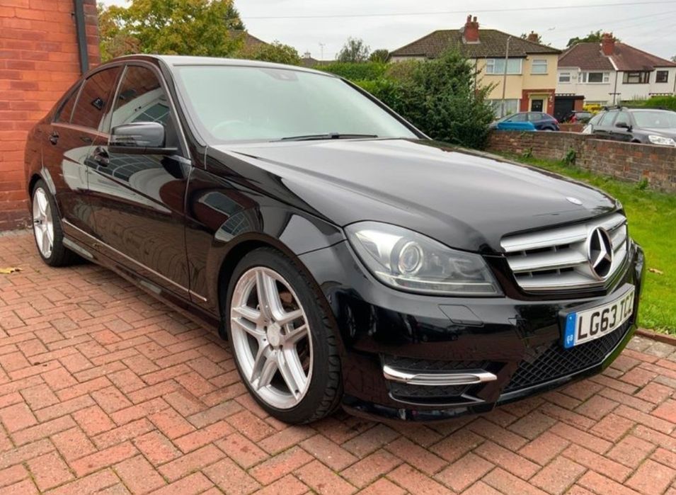 Dezmembrez Mercedes C-Class w204 OM651 2.2 170 cp