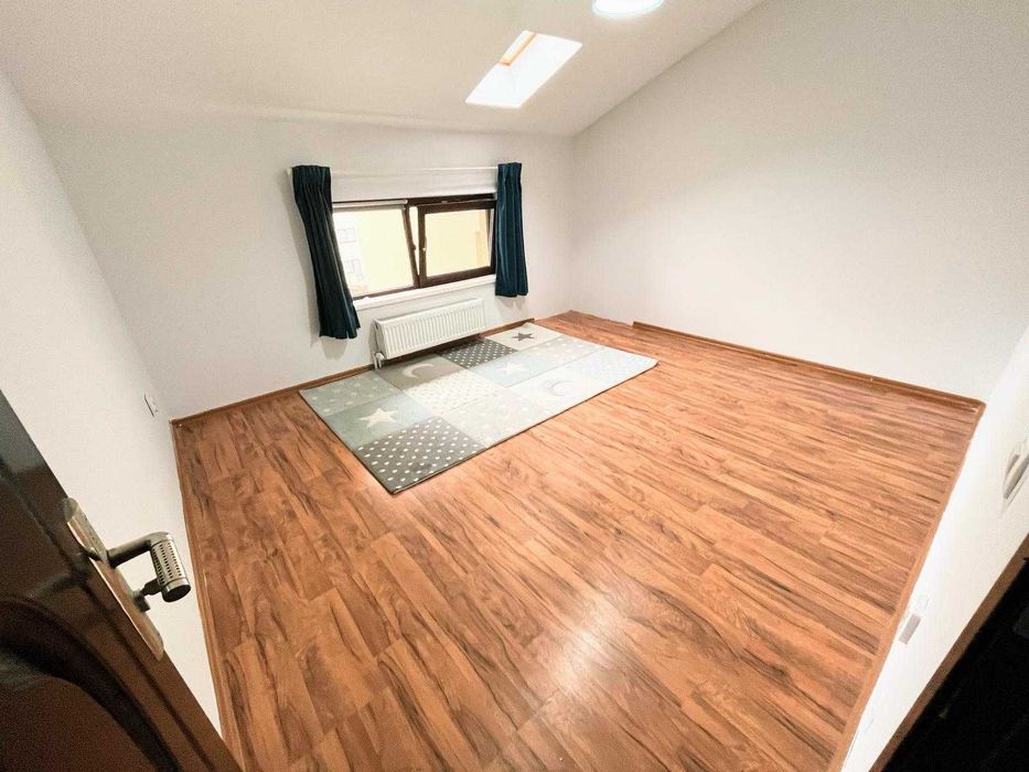 3 camere la doar 89.900 € cu parcare inclusă