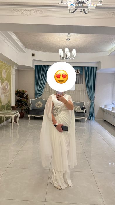 Продам платье новый один раз только на свадьбу одела