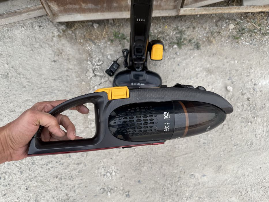 * LG ручной вертикальный пылесос на аккумуляторе оригинал не дорого!