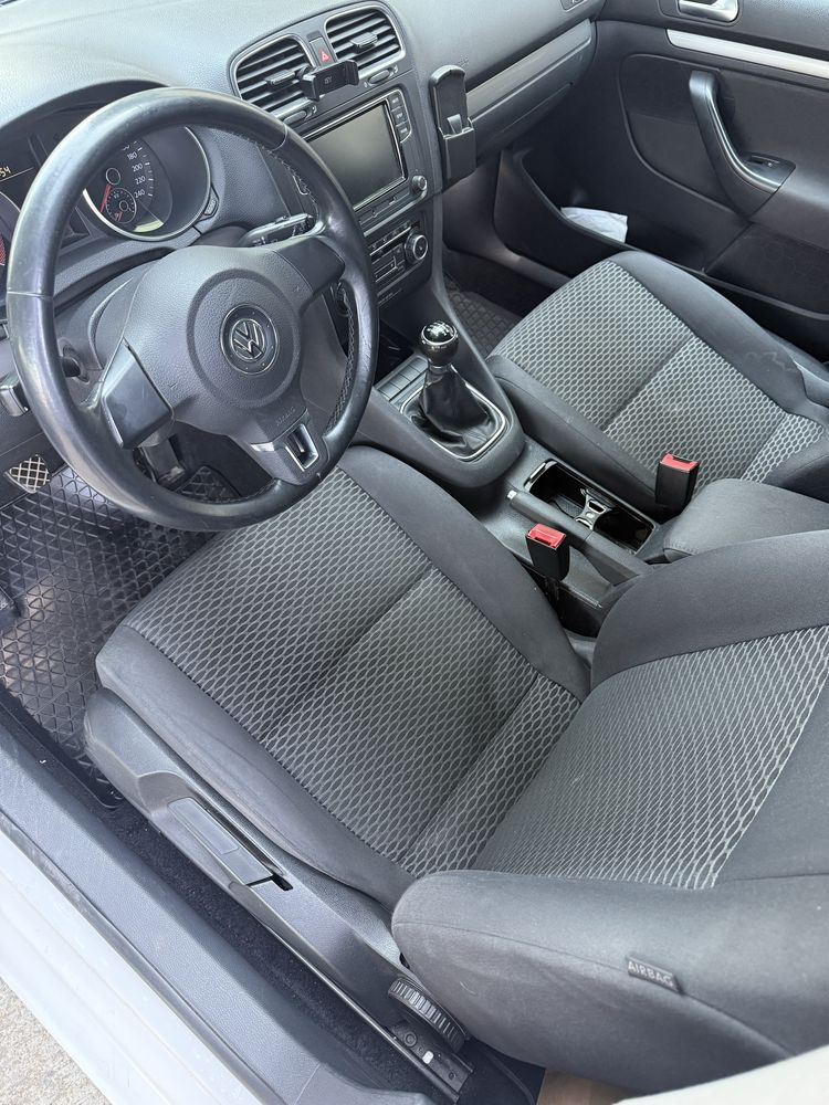 Golf 6 1.6 TDI kombi