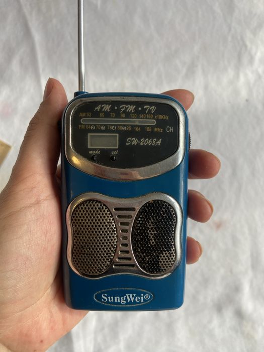 Радио мини на батарейках