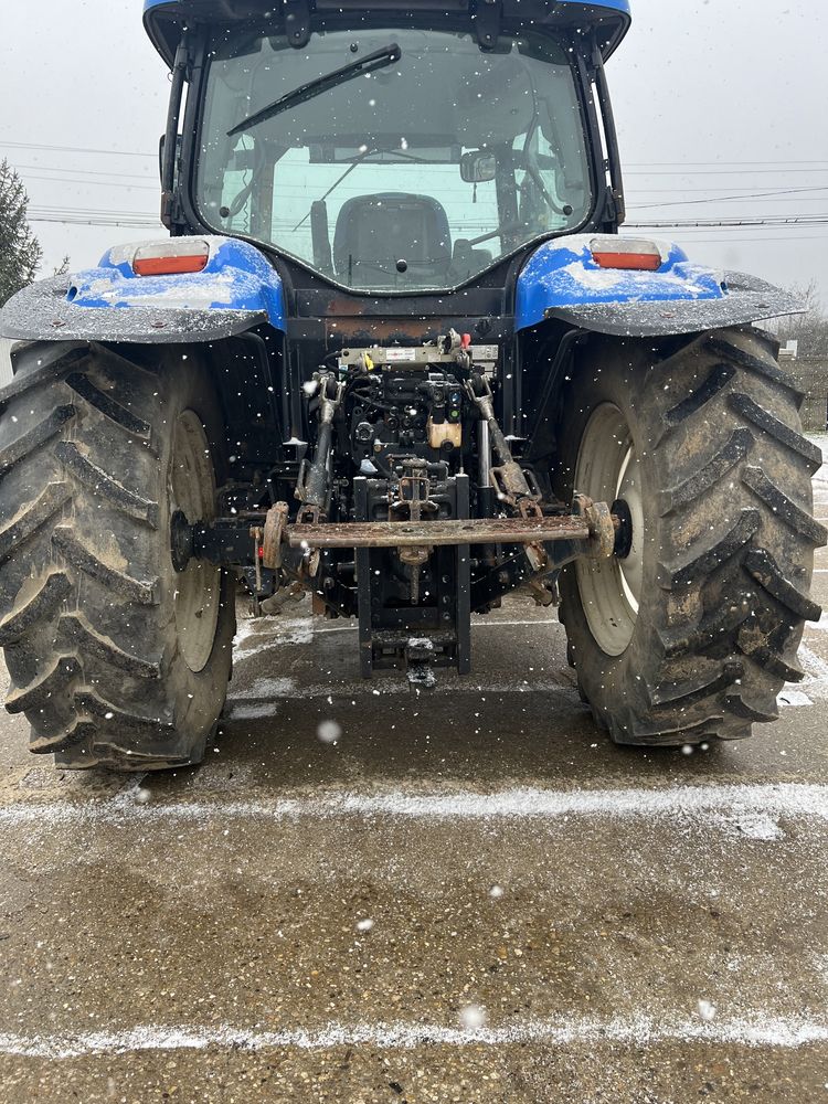 Tractor New Holland