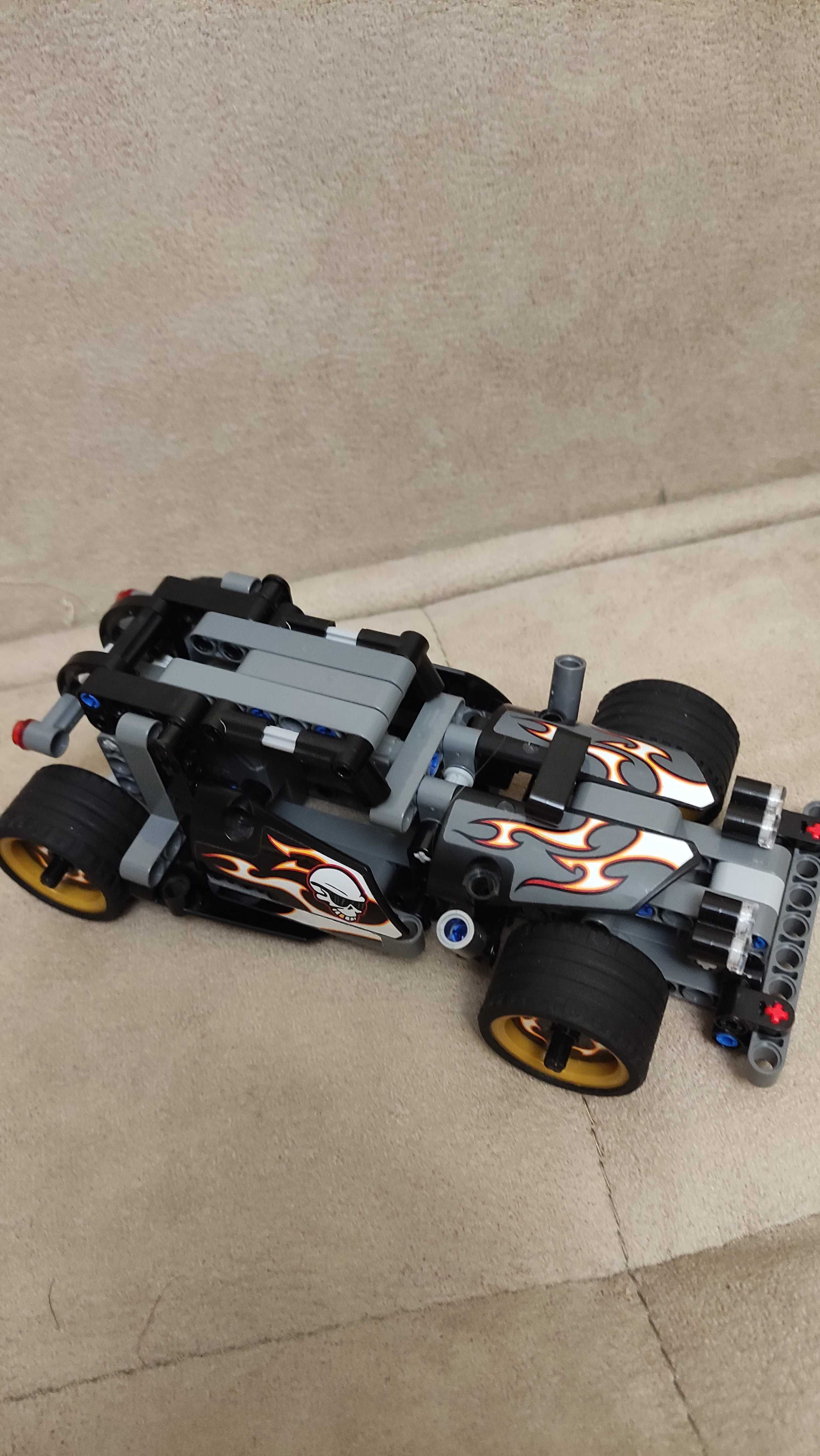 LEGO Technic 42046 - Състезателна кола за бягство