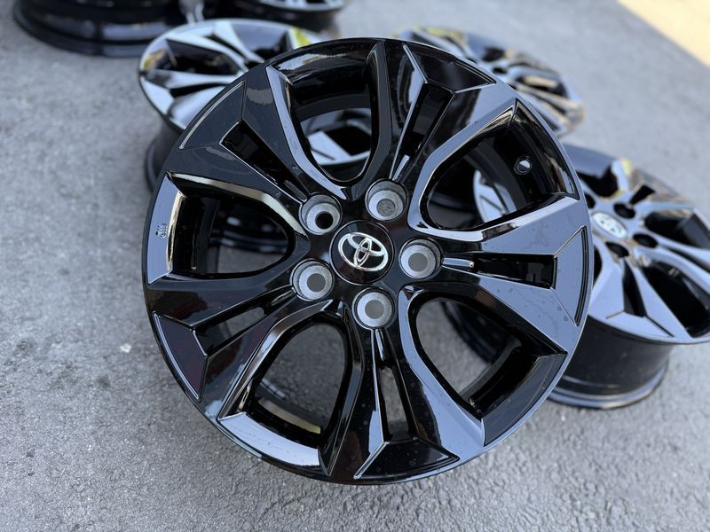 16цола TOYOTA 5x114.3 Тойота 5х114.3 4бр Оригинални