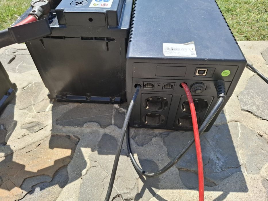 Vand UPS pentru centrala termica pe lemne